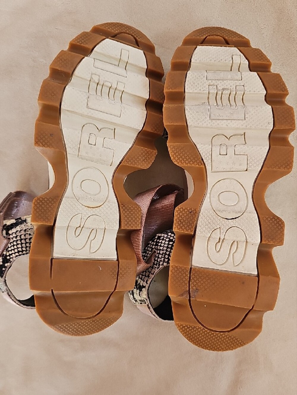 Sorel Women's Snake-Print Platform Sandals in Beige and Black - Picture 3 of 16